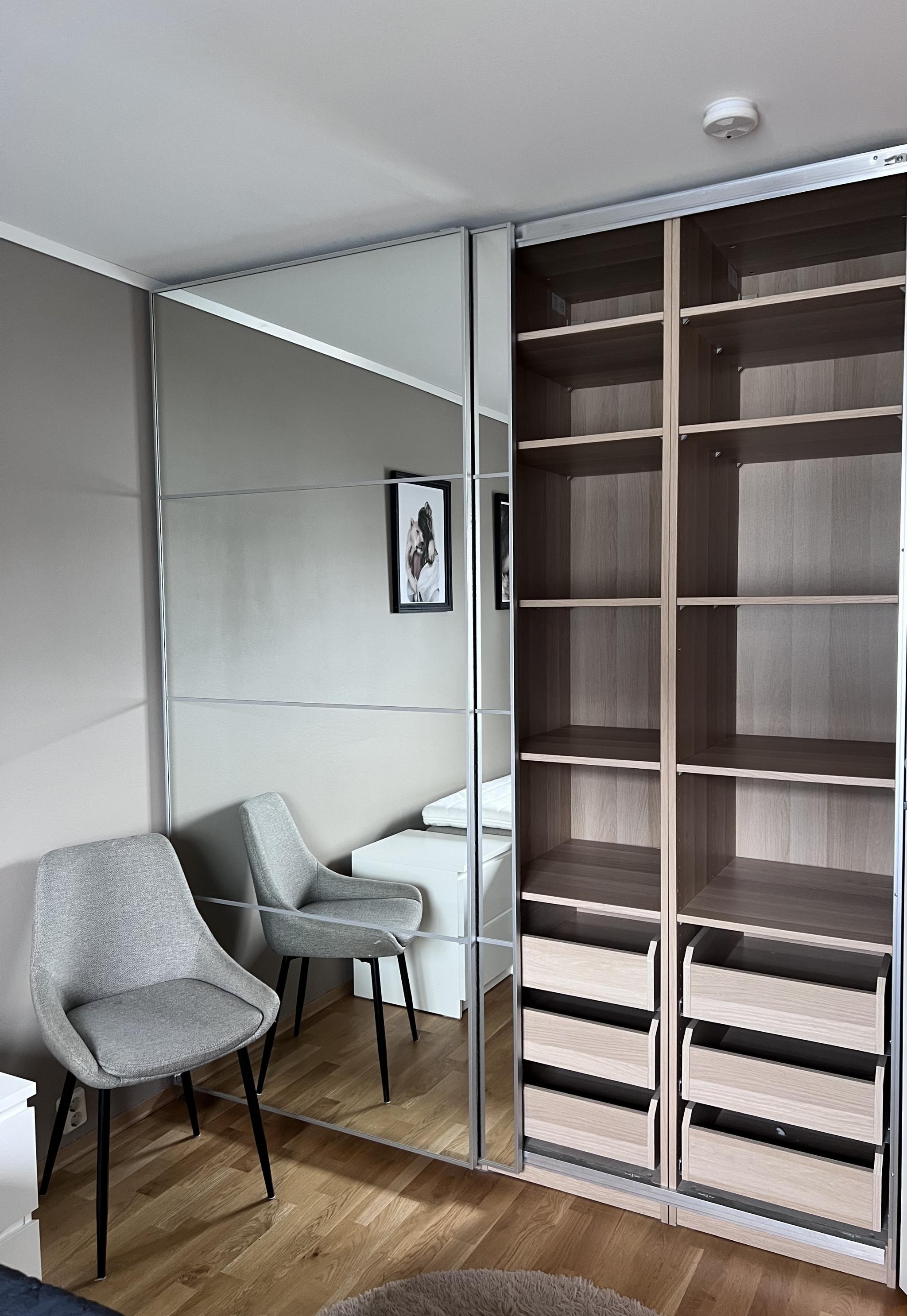 Garderobe hovedsoverom